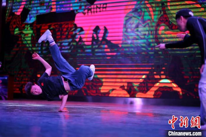 中国国家霹雳舞队公开课走进天津体育学院：讲