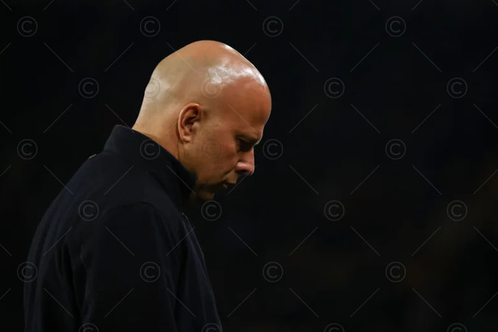 曼城剑指曼联中场核心 今夏转会战白热化