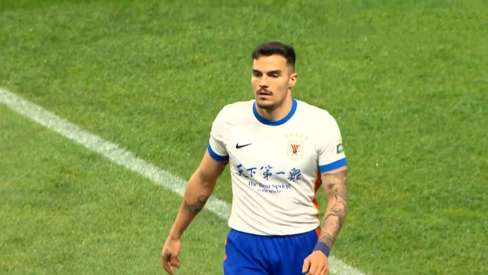 山东泰山阵容不整迎战大连英博 战术调整成关键