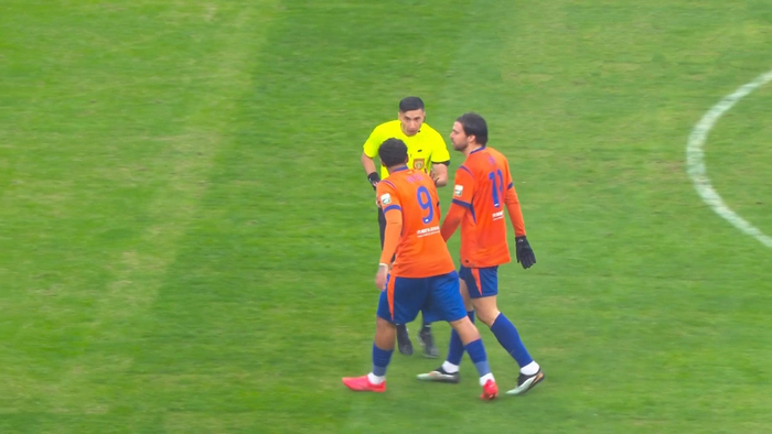 山东泰山阵容不整迎战大连英博 战术调整成关键