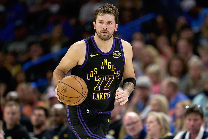 东契奇重伤缺席季后赛首轮 湖人前景堪忧雷迪克