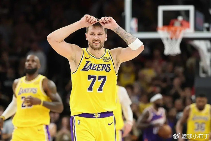 东契奇重伤缺席季后赛首轮 湖人前景堪忧雷迪克