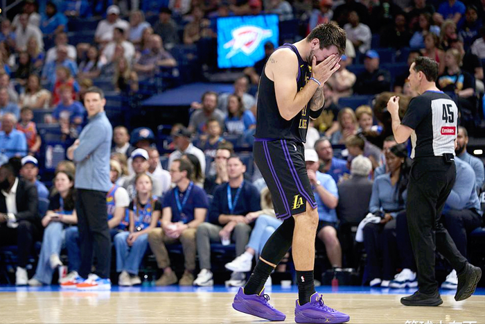 东契奇重伤缺席季后赛首轮 湖人前景堪忧雷迪克