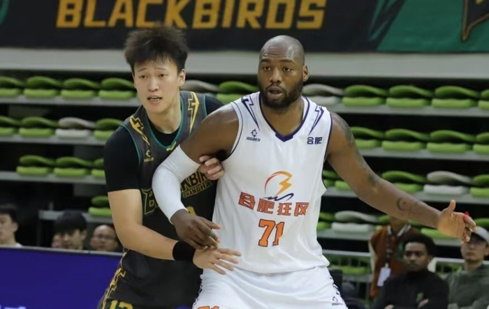 四月困境再现，新援签约后训练遇挑战